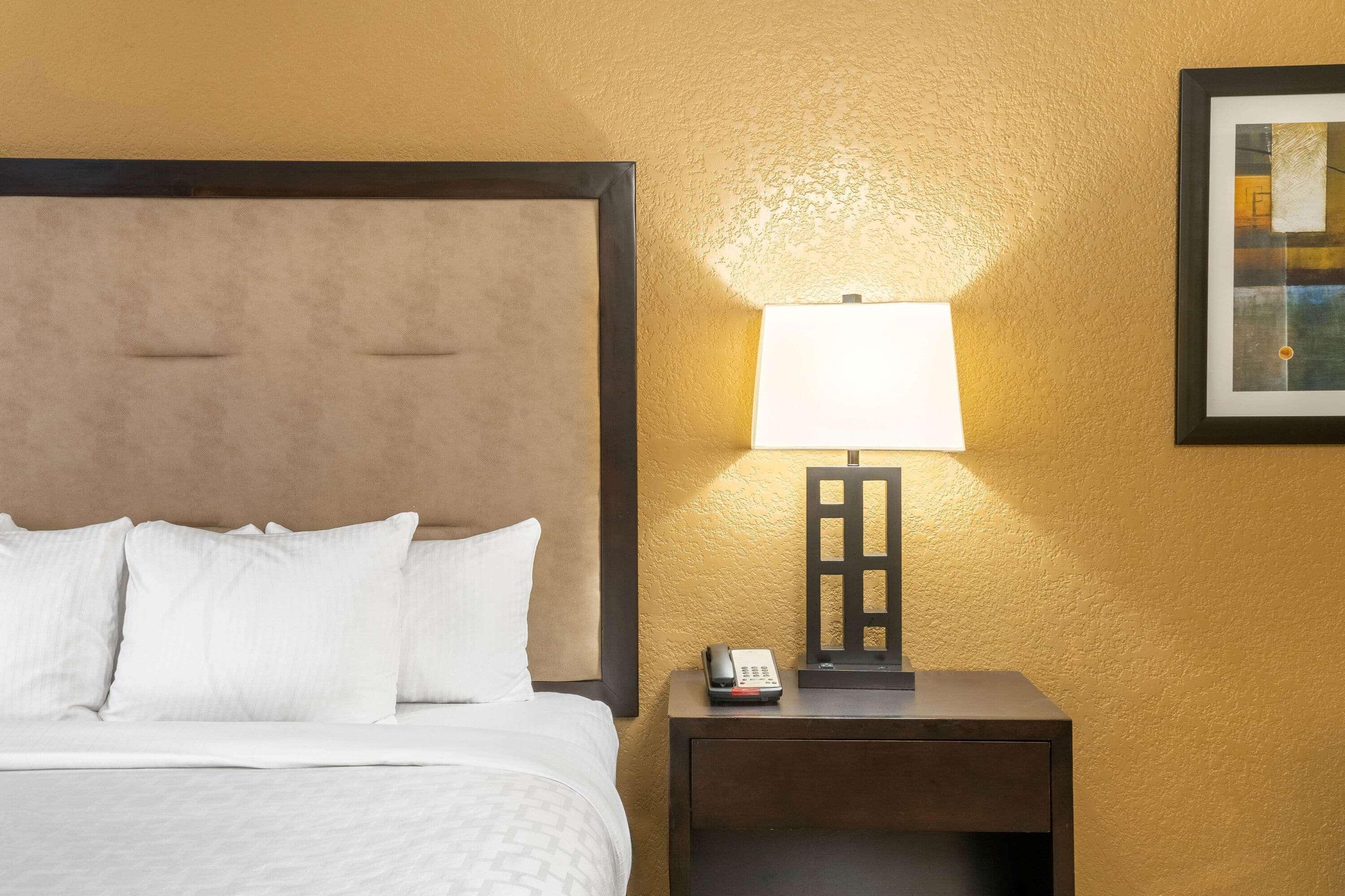 Hotel La Quinta By Wyndham Hot Springs Exterior foto